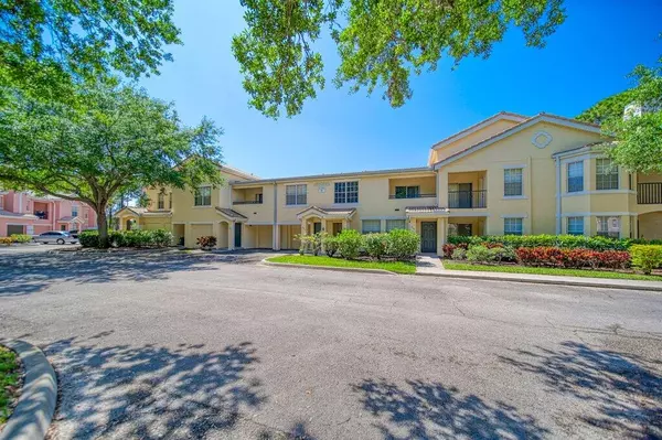 Port Saint Lucie, FL 34986,114 SW Peacock BLVD 8-205