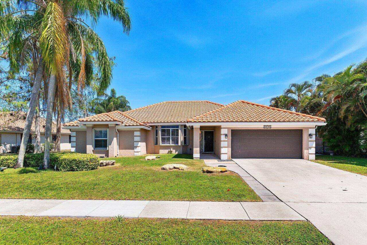 1632 Wiltshire Village DR, Wellington, FL 33414