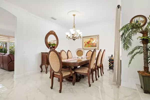 Greenacres, FL 33463,5029 Starblaze DR