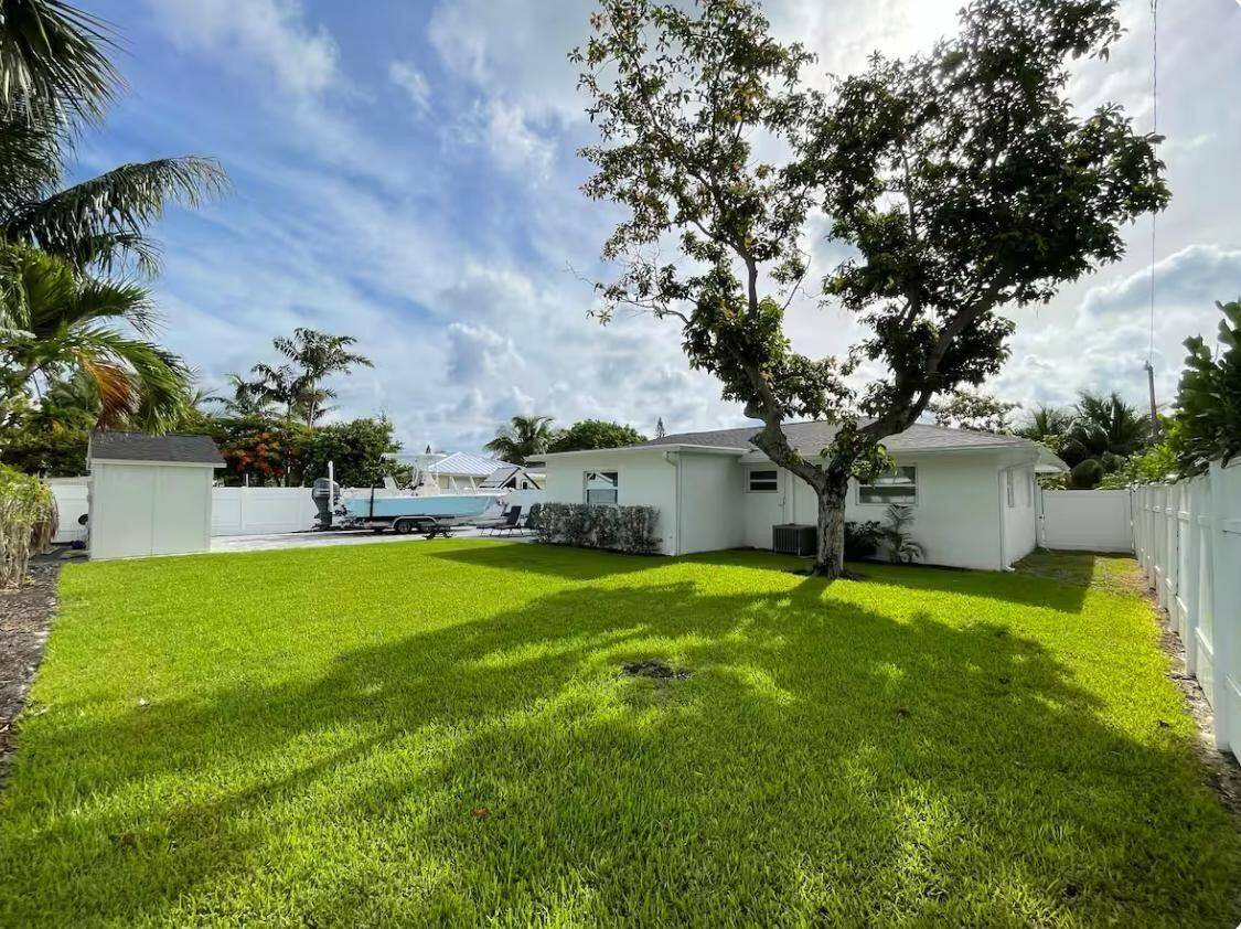 Jupiter, FL 33469,1523 Berkshire AVE