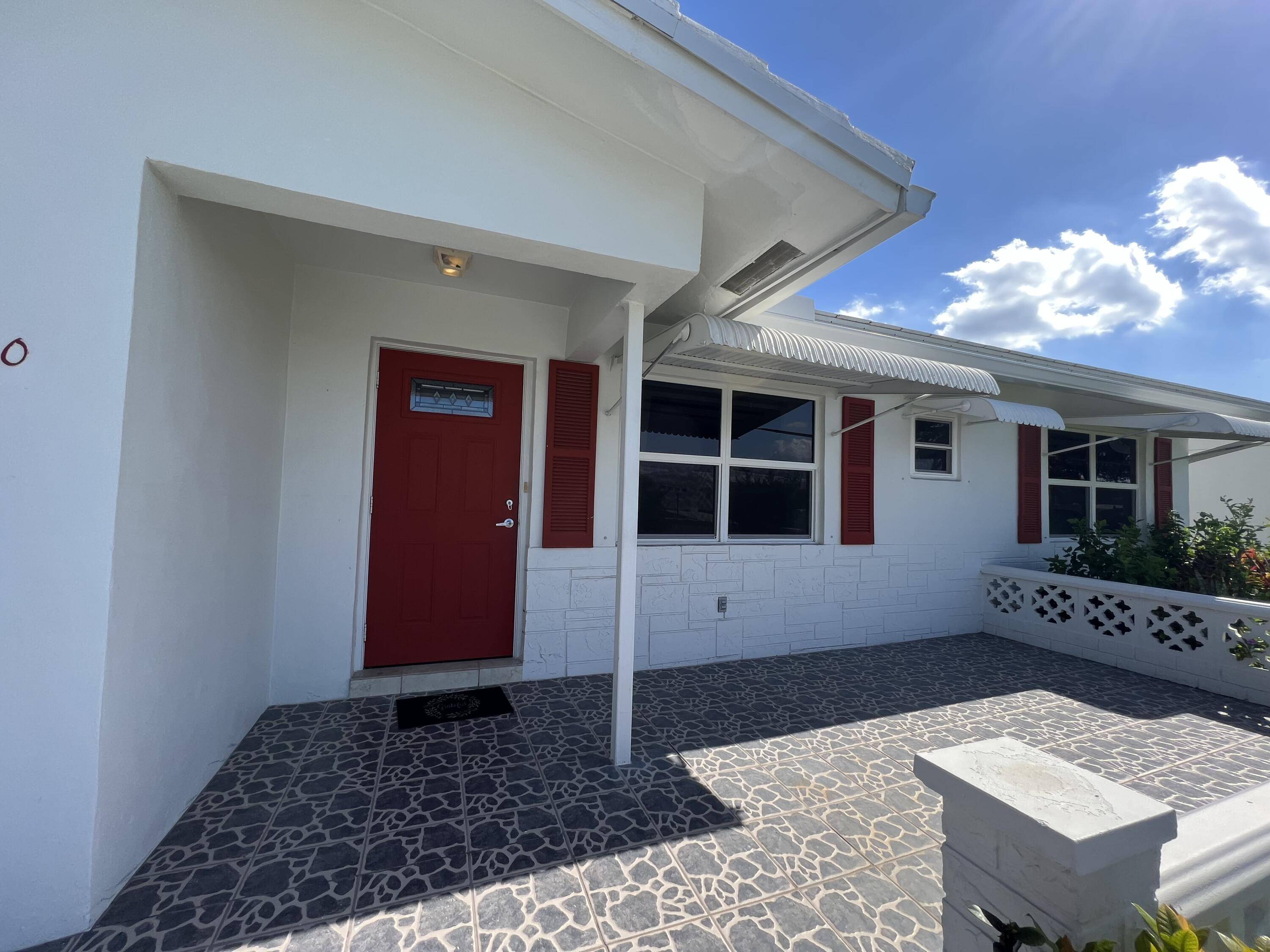 Boynton Beach, FL 33426,720 SW 18th ST