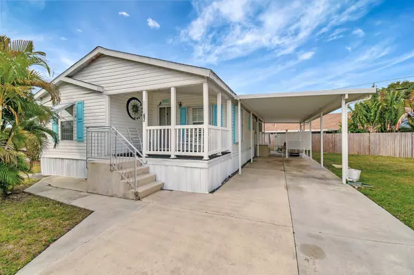 14567 Sunset DR, Delray Beach, FL 33445