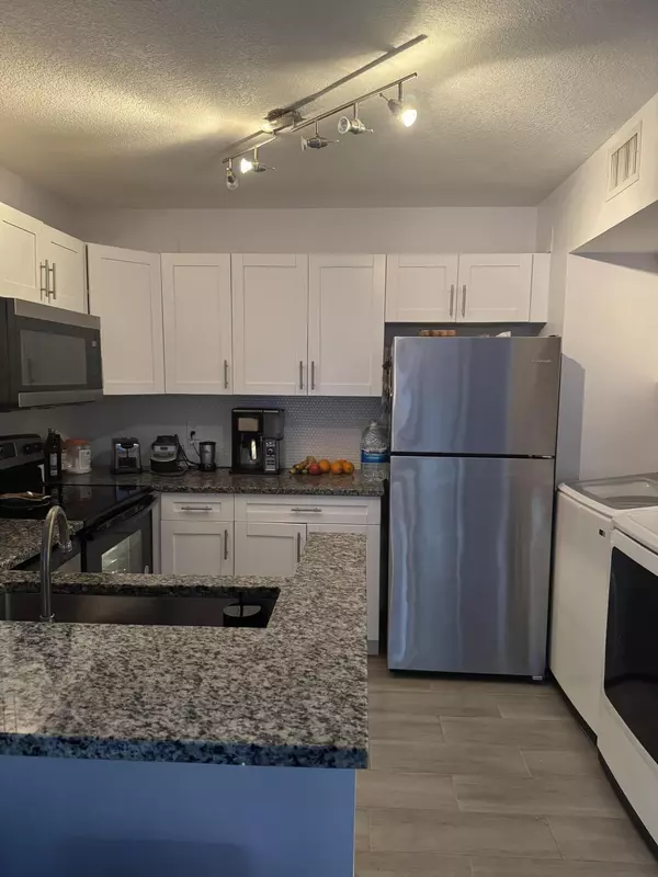 Palm Beach Gardens, FL 33410,3526 E E Gardens East DR A