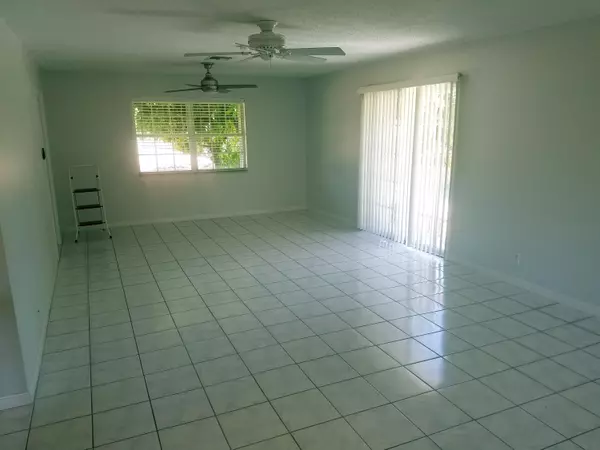 Boca Raton, FL 33432,181 NE NE Wavecrest WAY