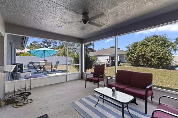 Port Saint Lucie, FL 34953,1425 SW Devera AVE