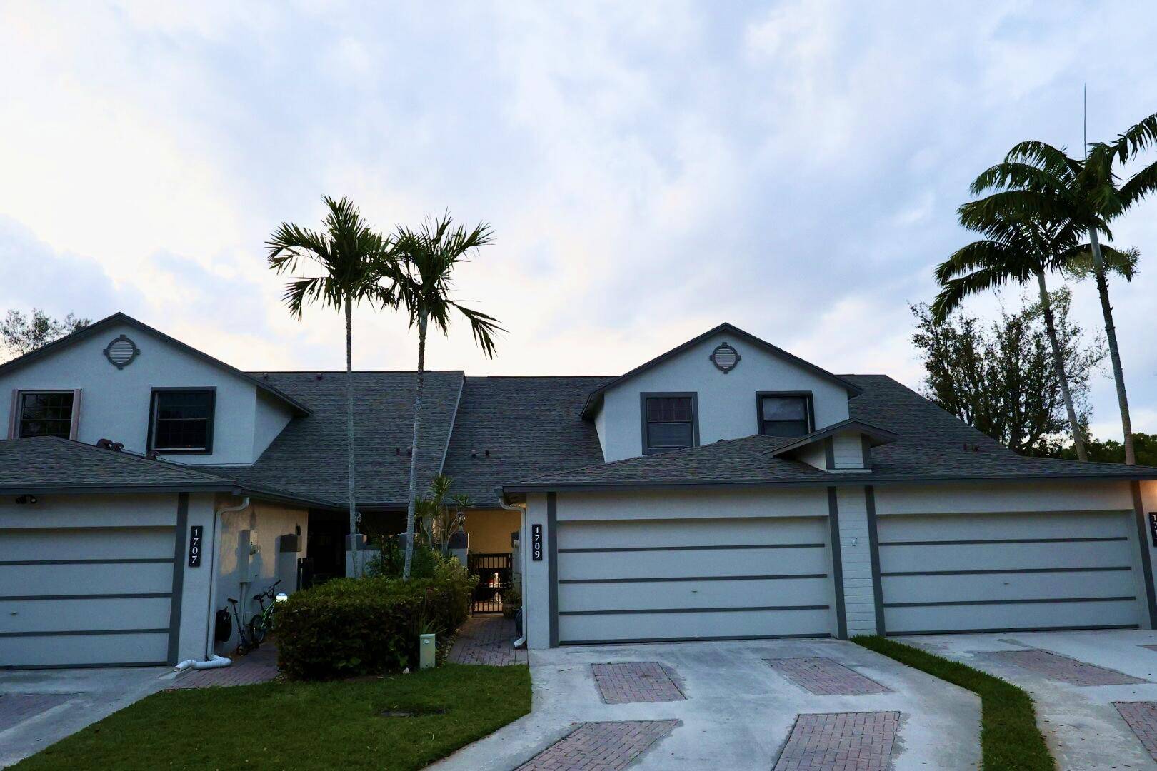 Greenacres, FL 33413,1709 Landings BLVD