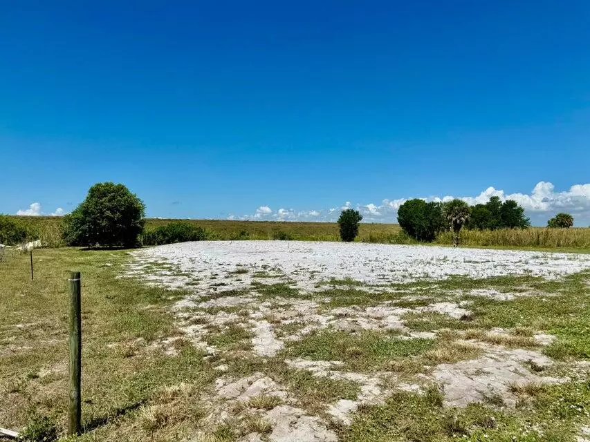 Okeechobee, FL 34974,5646 Us Hwy 441