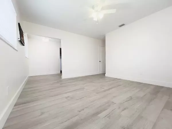 Miami, FL 33147,3595 NW 98th ST