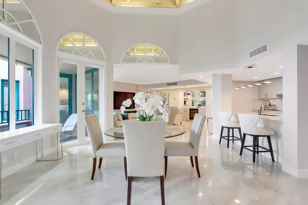 Boca Raton, FL 33432,100 SE 5th AVE Ph2