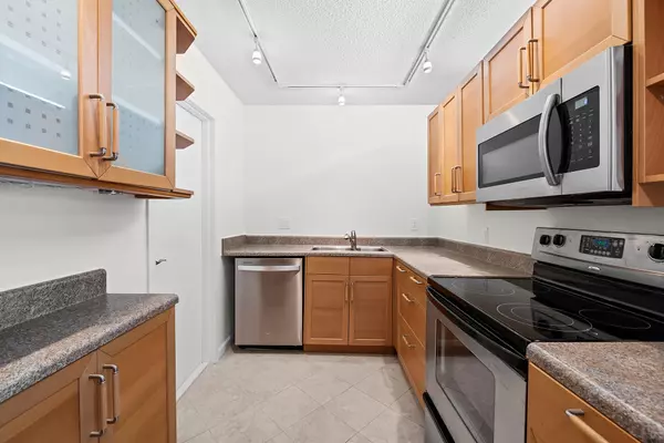 Pompano Beach, FL 33062,1505 N Riverside DR 405