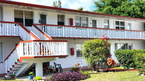 270 N Northampton, West Palm Beach, FL 33417