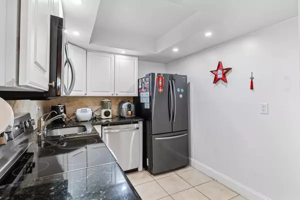 Boca Raton, FL 33431,470 NW 20th ST 2110