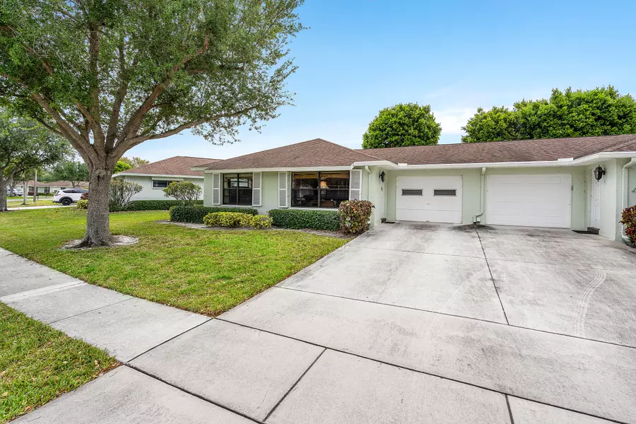 4350 Pear Tree CIR A, Boynton Beach, FL 33436