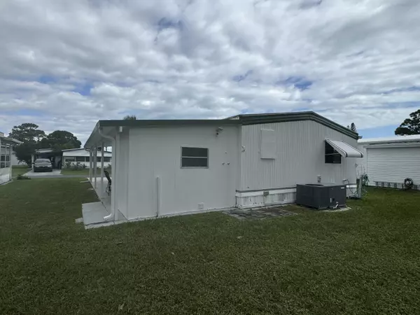 Fort Pierce, FL 34946,322 S Erie Dr
