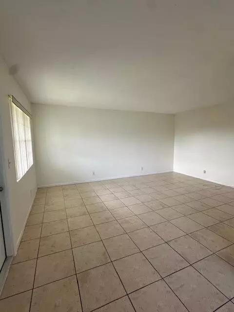 West Palm Beach, FL 33417,72 Norwich C