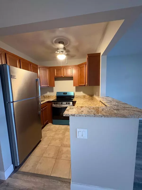 West Palm Beach, FL 33417,111 Waltham E