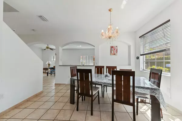 Pembroke Pines, FL 33024,7328 NW 23rd ST