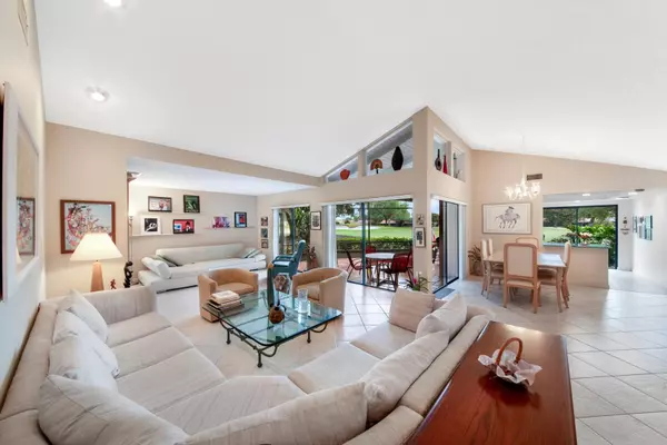 Boynton Beach, FL 33437,5629 Lakeview Mews CT