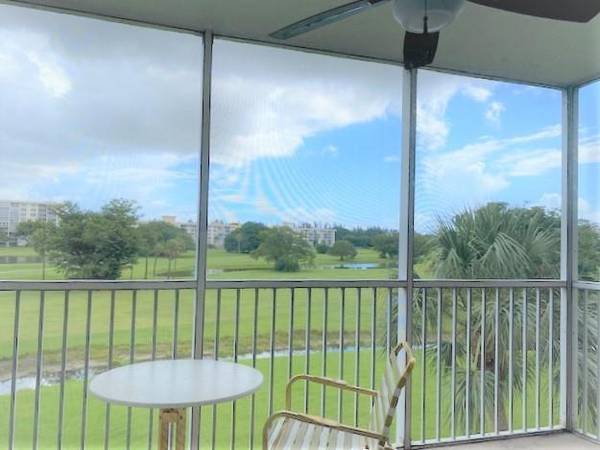 2851 S Palm Aire DR 405, Pompano Beach, FL 33069