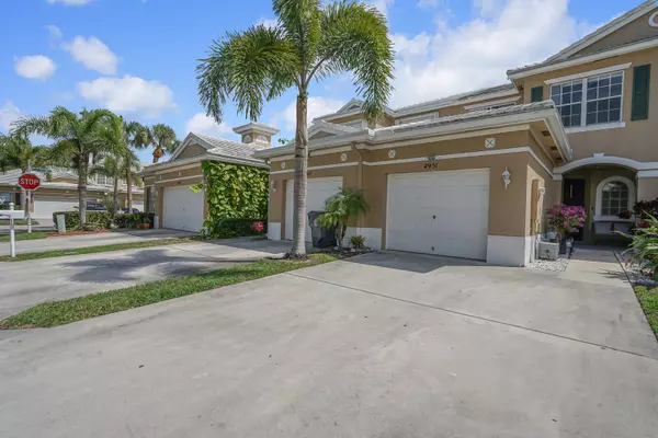 Lake Worth, FL 33463,4951 Grinnell ST