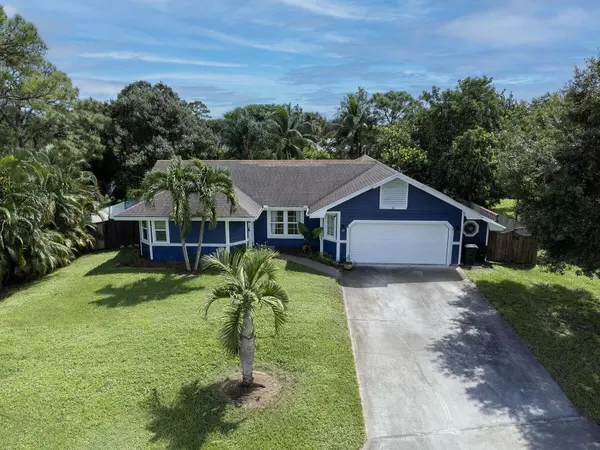 Stuart, FL 34997,446 SE Cardinal TRL