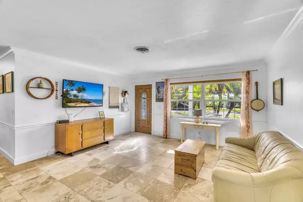 Vero Beach, FL 32960,1946 5th CT
