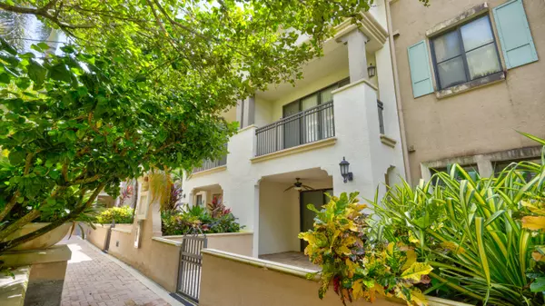 Sunrise, FL 33323,3055 NW 126th AVE 220