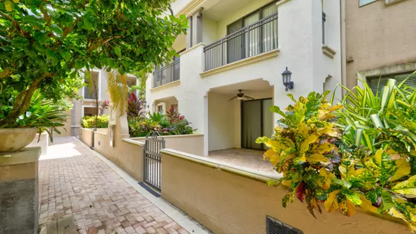 Sunrise, FL 33323,3055 NW 126th AVE 220