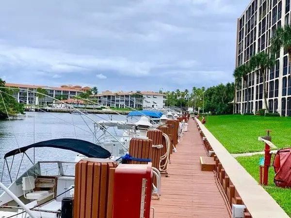 Deerfield Beach, FL 33441,1629 Riverview RD 221