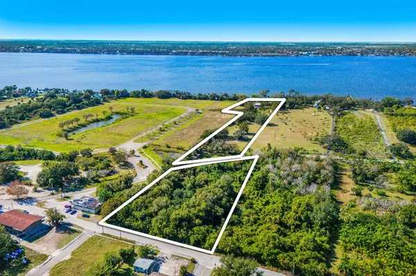 Merritt Island, FL 32953,1605 N Tropical TRL