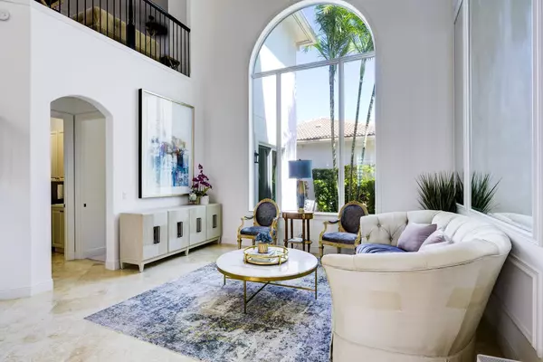 Palm Beach Gardens, FL 33410,538 Les Jardin DR