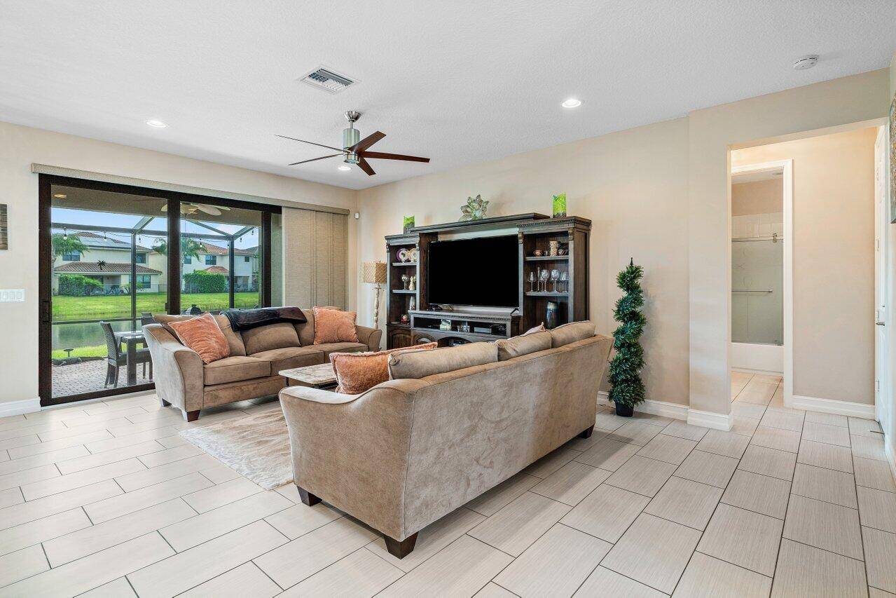Delray Beach, FL 33446,13678 Moss Agate AVE