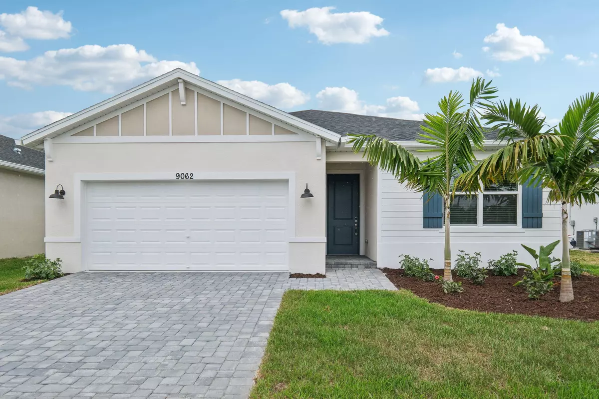 Port Saint Lucie, FL 34986,9062 Dahlia CIR