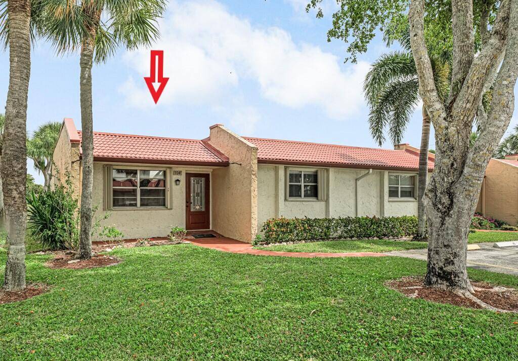 104 Lake Helen DR, West Palm Beach, FL 33411