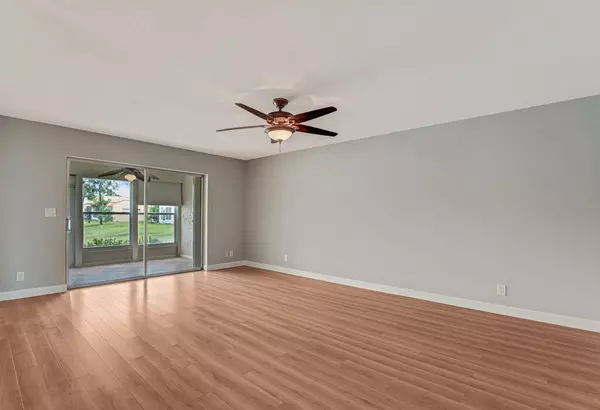 West Palm Beach, FL 33411,104 Lake Helen DR