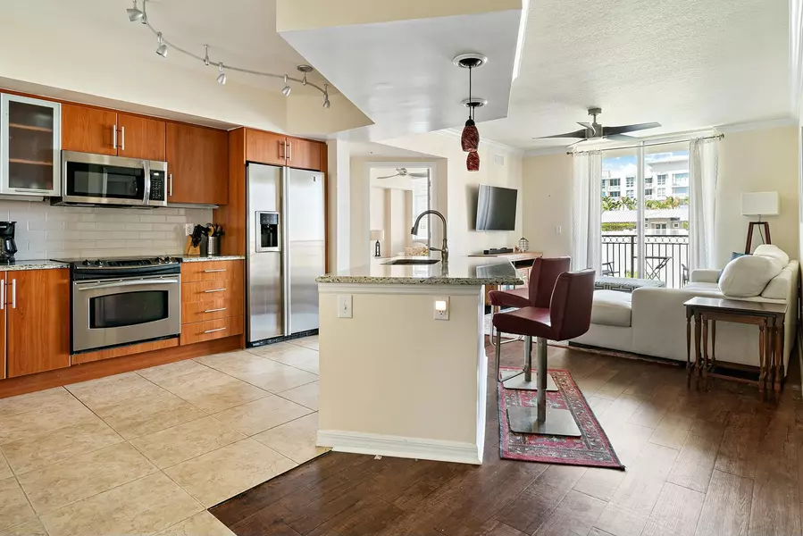 600 S Dixie HWY 723, West Palm Beach, FL 33401