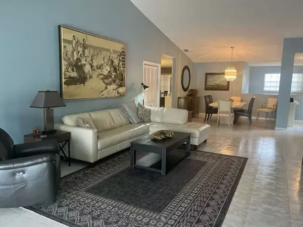 Boca Raton, FL 33433,6761 Montego Bay BLVD B