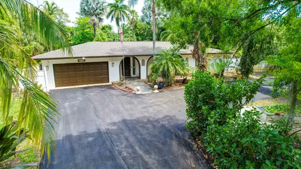 3272 NW 3rd AVE, Oakland Park, FL 33309