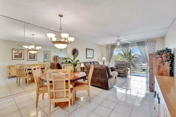 Lauderdale Lakes, FL 33313,2951 NW 46th AVE 403
