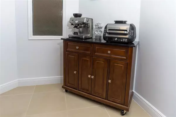 Jupiter, FL 33477,176 Helios DR 108
