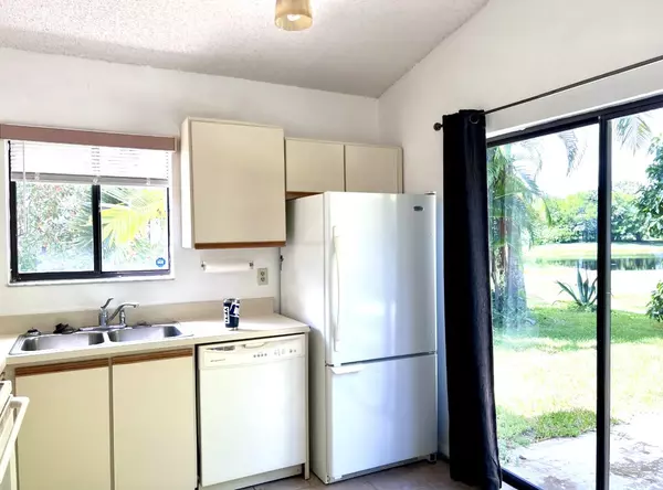 Boynton Beach, FL 33426,11 Mayfield WAY