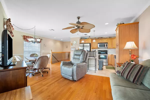 Jensen Beach, FL 34957,10701 S Ocean DR 757