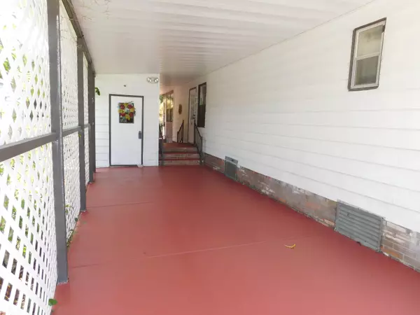Port Saint Lucie, FL 34952,2965 Fiddlewood CIR
