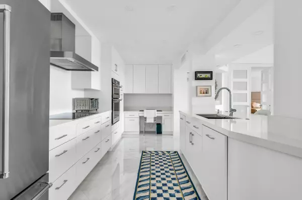 100 SE 5th AVE 302, Boca Raton, FL 33432