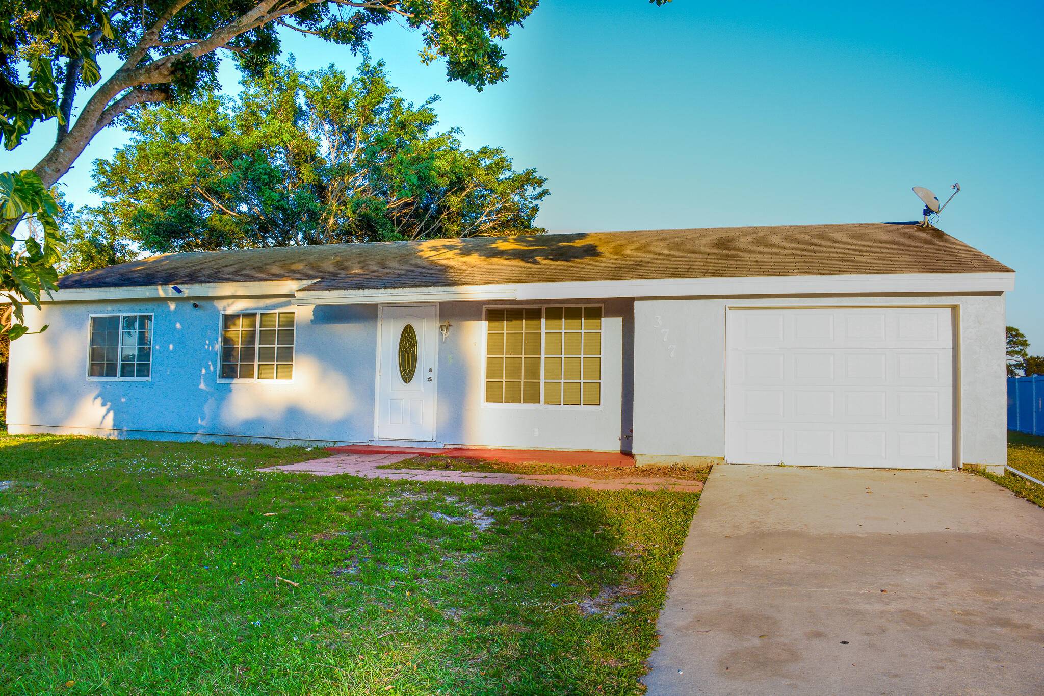 377 SW Cherryhill RD, Port Saint Lucie, FL 34953