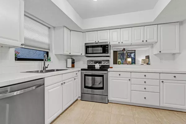 Delray Beach, FL 33483,1555 S Federal HWY 107