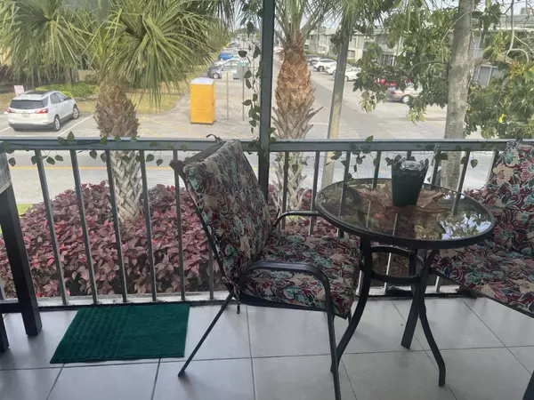 Delray Beach, FL 33484,81 Flanders B B