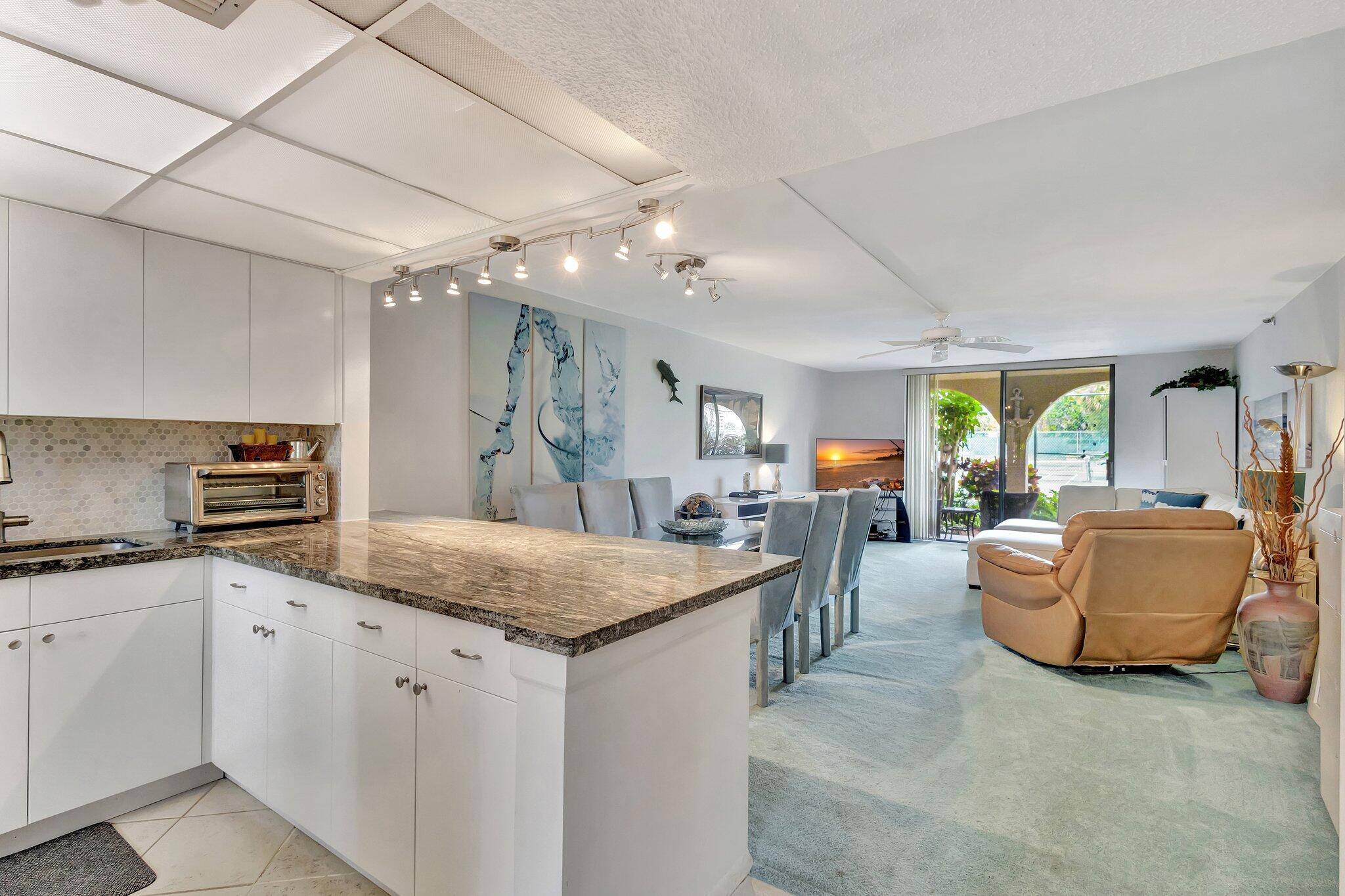 West Palm Beach, FL 33417,2788 Tennis Club DR 104