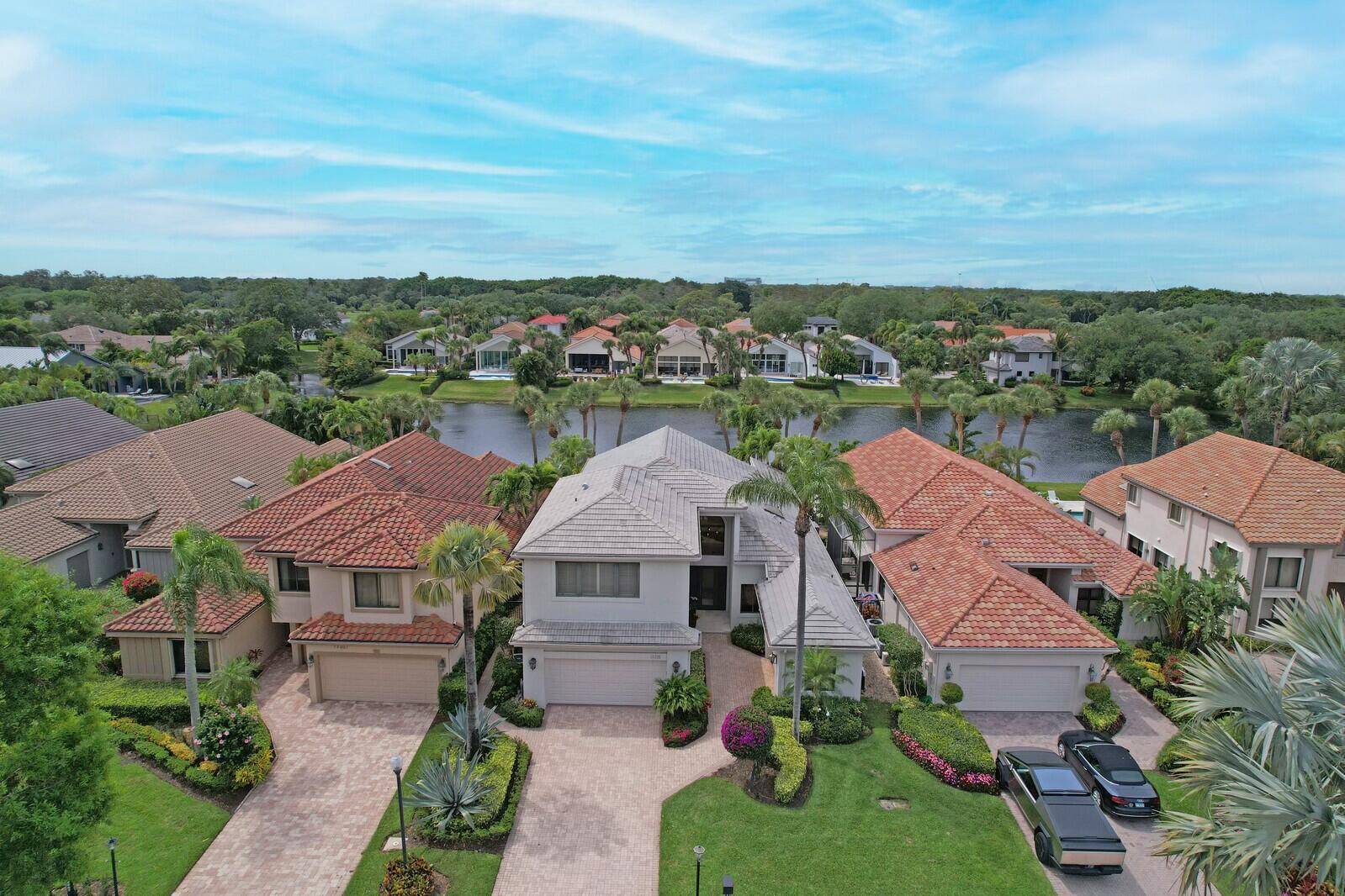 13315 Deauville DR, Palm Beach Gardens, FL 33410