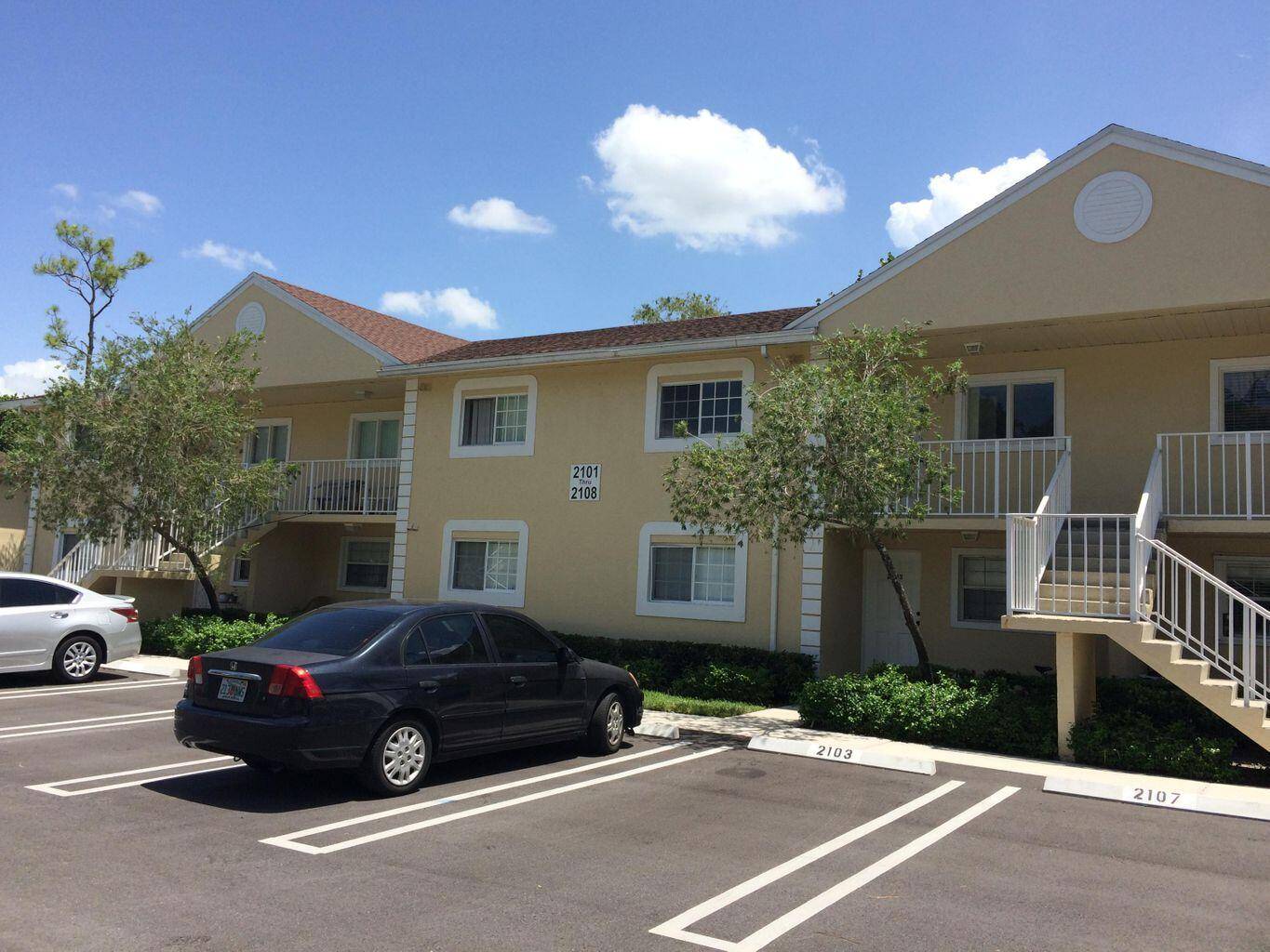 2107 Palm Beach Trace DR, Royal Palm Beach, FL 33411